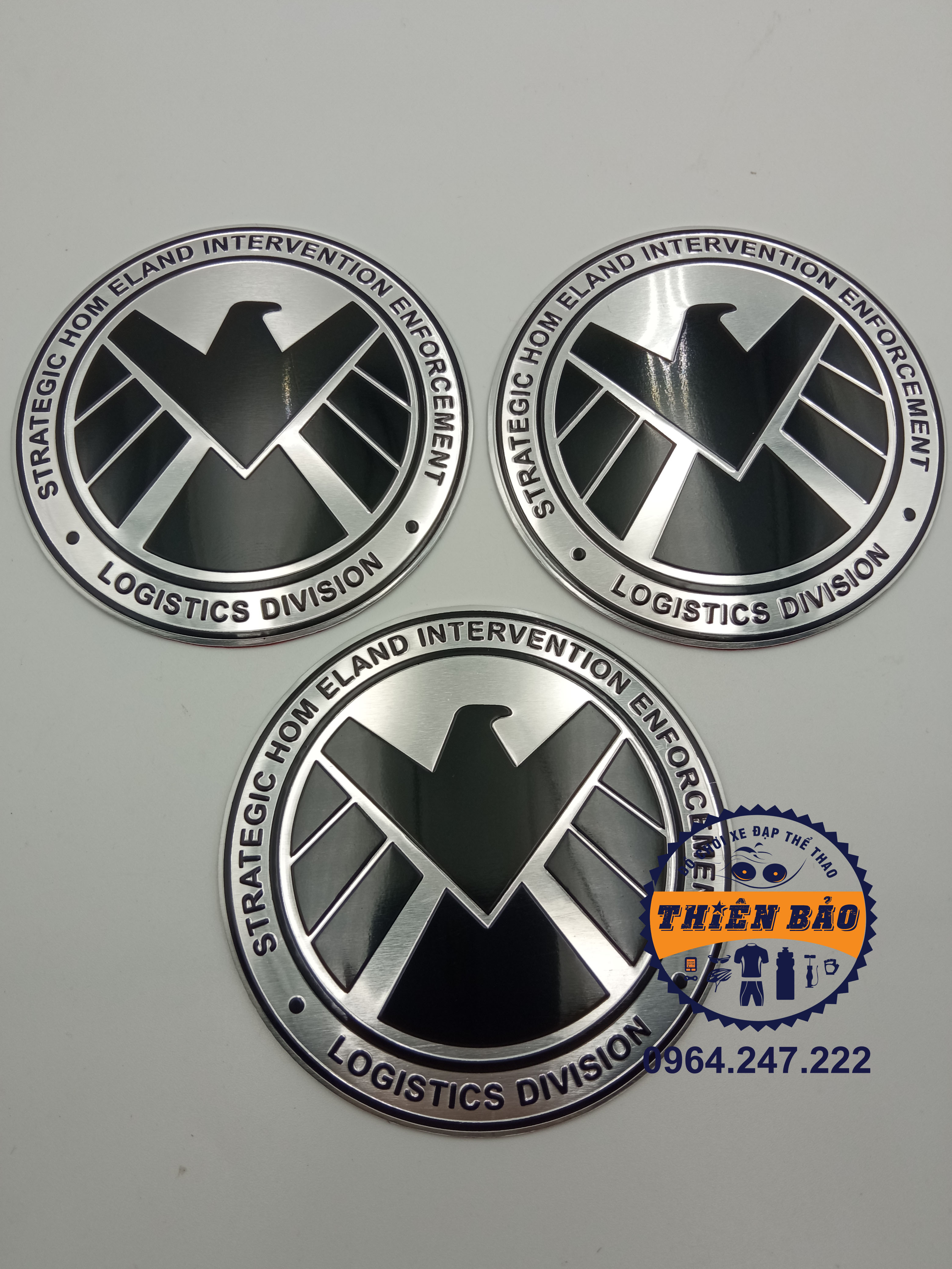 Tem dán xe logo Shield Vector decal dán xe thân đen nền trắng #8
