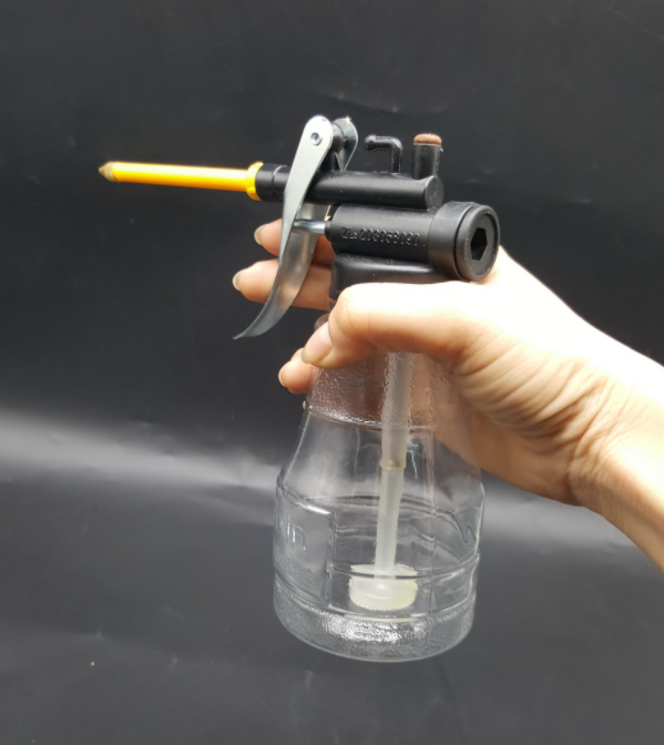 BÌNH BƠM NHỚT, CHÂM DẦU, XỊT DẦU NHỰA TRONG SUỐT