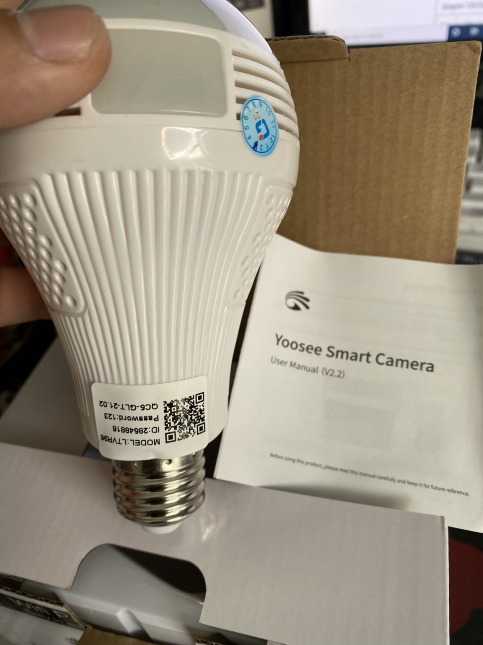 [HCM]Camera WIFI Hình Bóng Đèn Yoosee