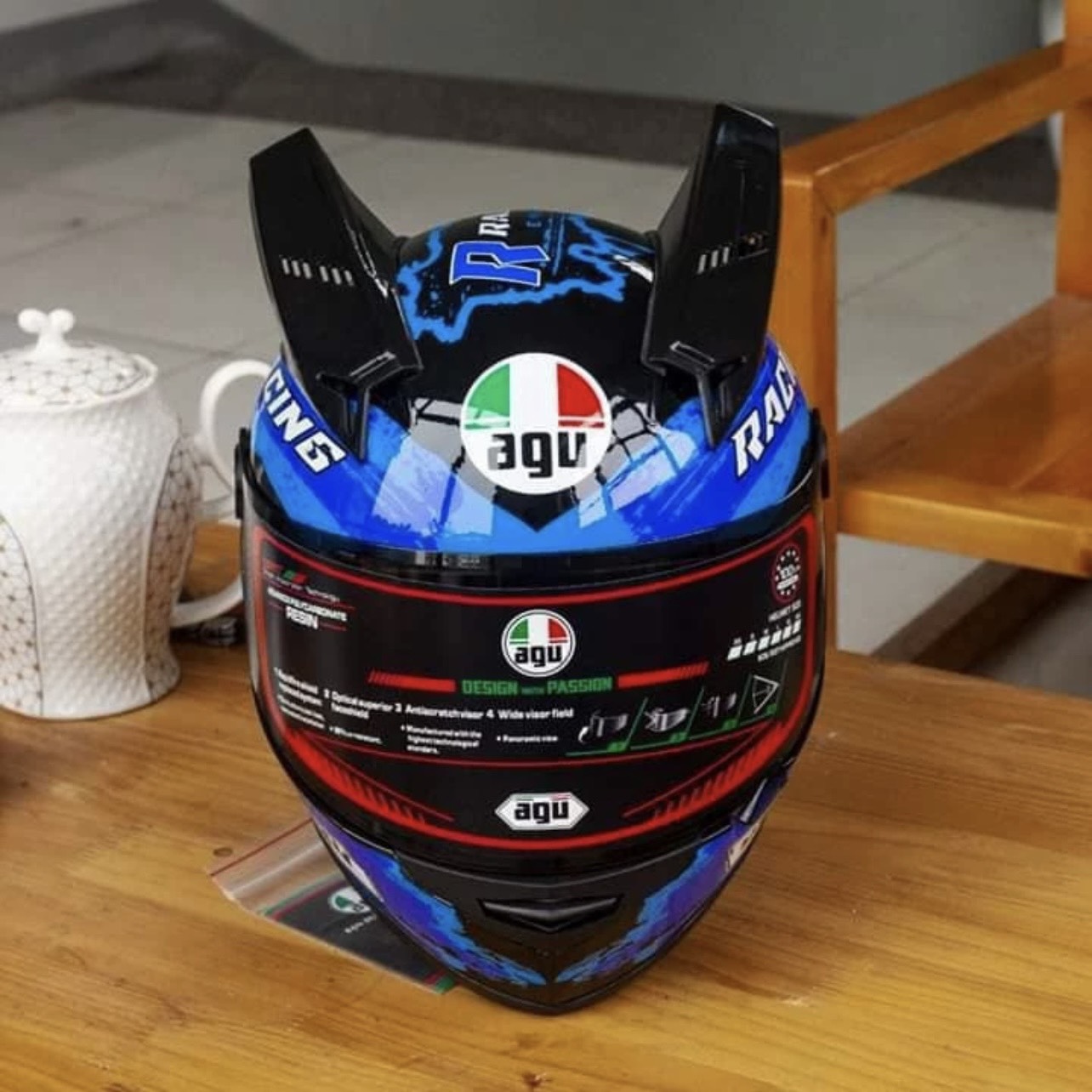 Mũ fullface Agu racing xanh dương gắn sừng - Nón bảo hiểm đi phượt