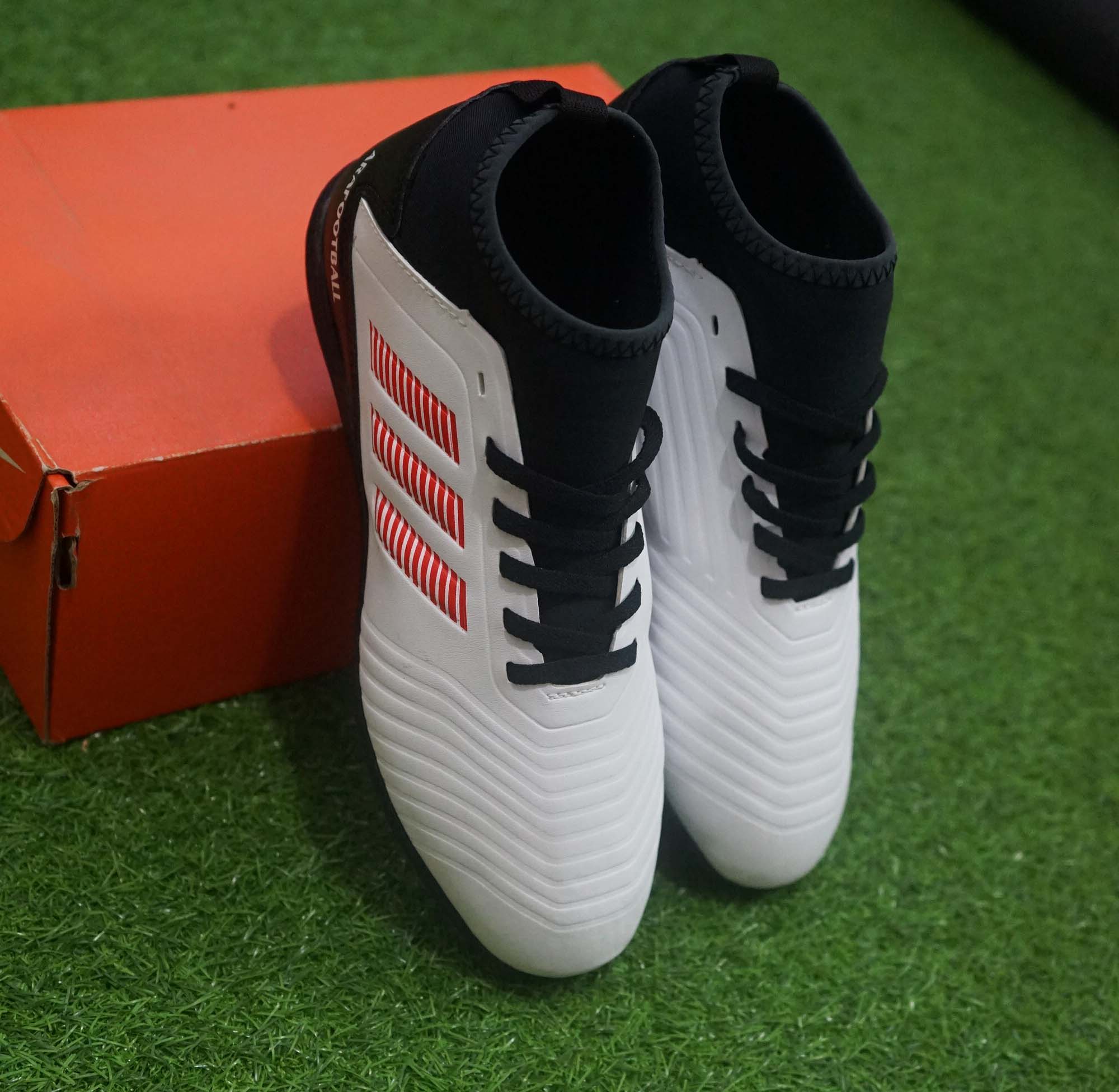 GIÀY ĐÁ BÓNG NAM ARAFOOTBALL CAO CỔ - KHÂU FULL ĐẾ