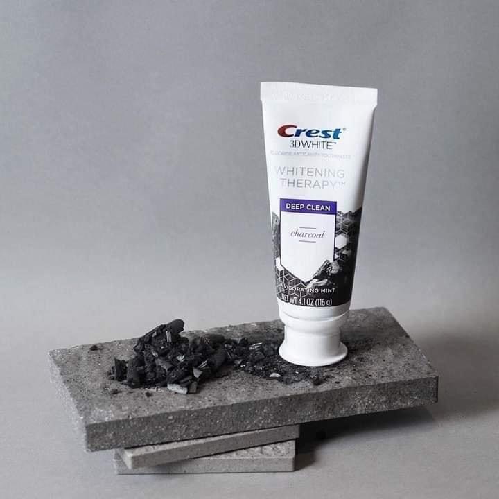 [Freeship] Kem đánh răng crest 3D White Charcoal Toothpaste Than Hoạt Tính 116g  - lienus