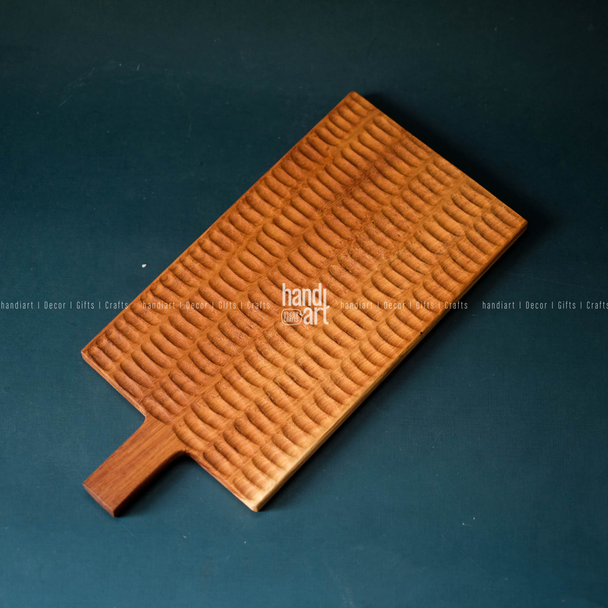 Thớt gỗ trang trí đồ ăn