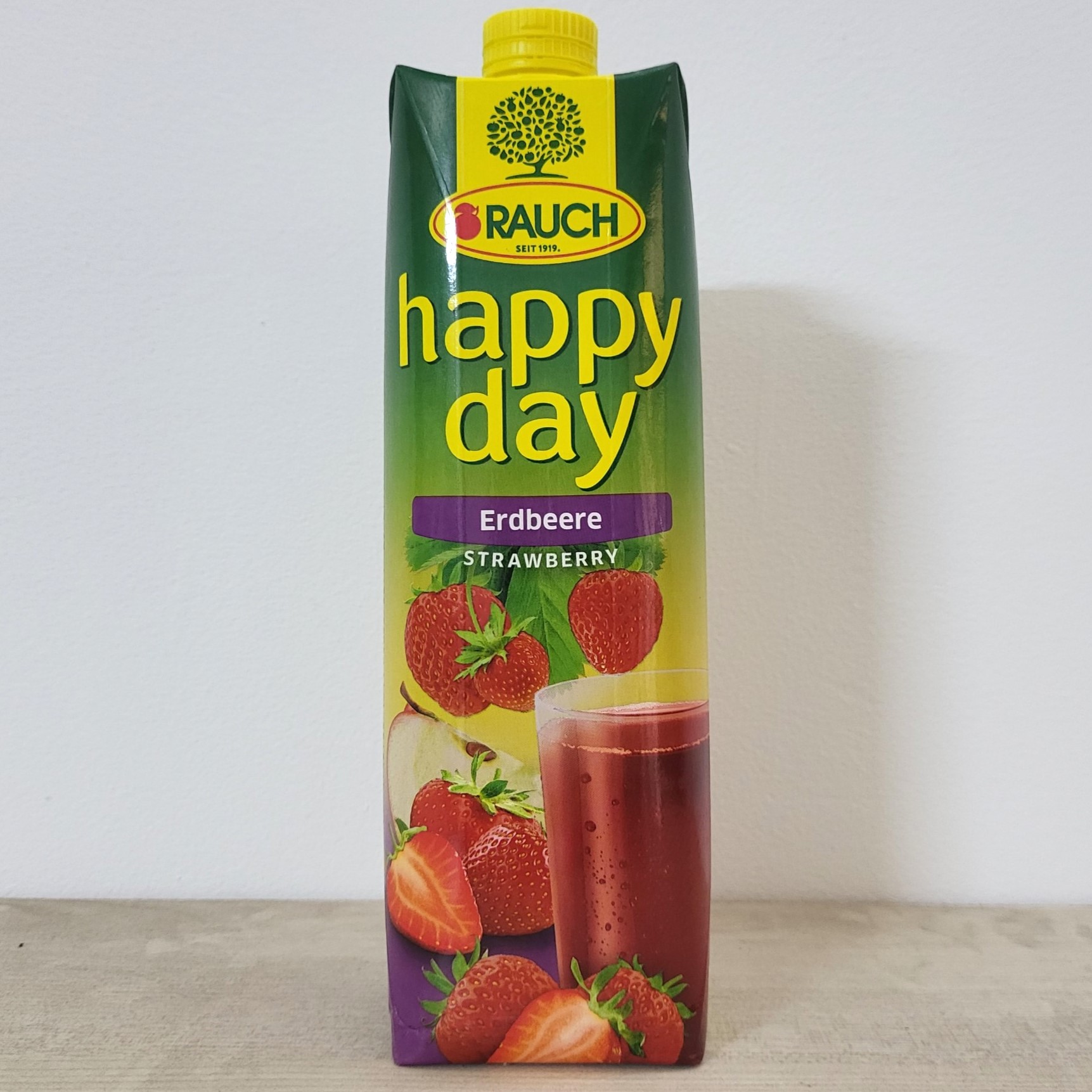 Rauch nước ép dâu tây happy day strawberry juice
