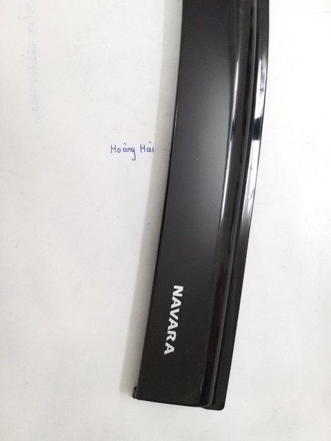 Vè che mưa xe Nissan Navara 2015 - 2023, 2024 - 2025, Nhựa Đen Thái cao cấp, dày dặn, sáng bóng (gồm 4 cánh)