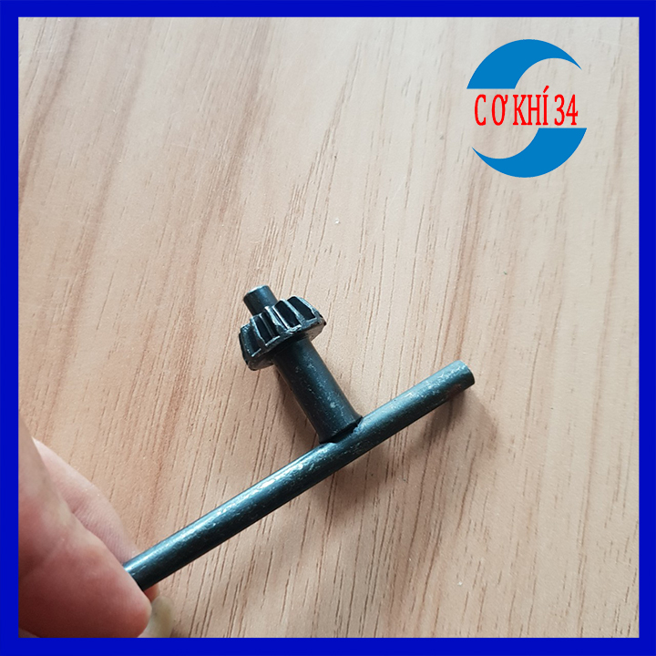 Tay mở khóa đầu kẹp mũi khoan 10mm và 13mm