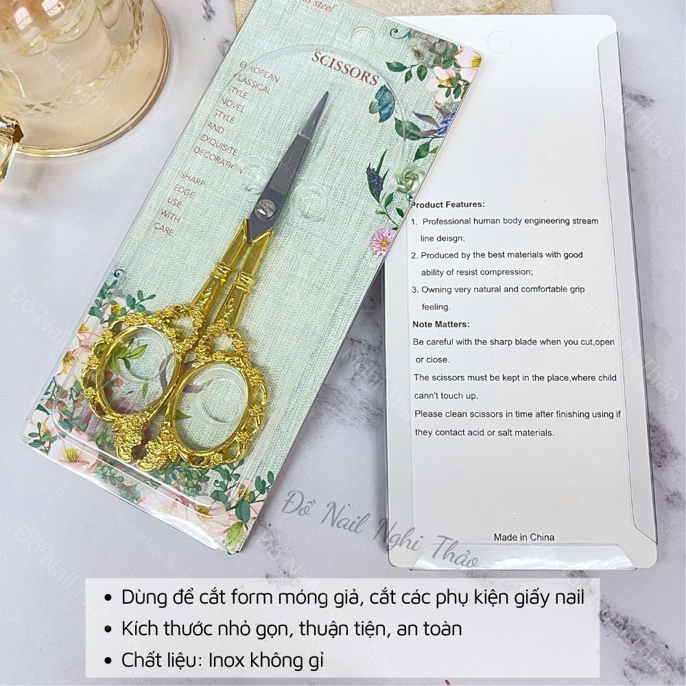 Kéo cắt móng giả hoàng cung