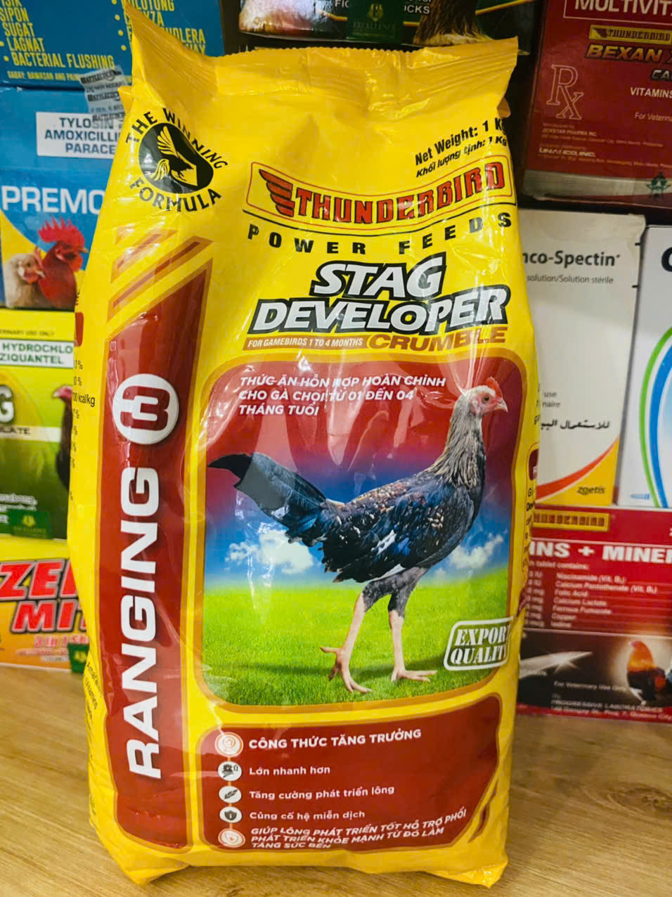 [HCM]Cám Stag Developer 1+ Thunderbird dành cho gà con từ 1th tuổi loại 1kg.