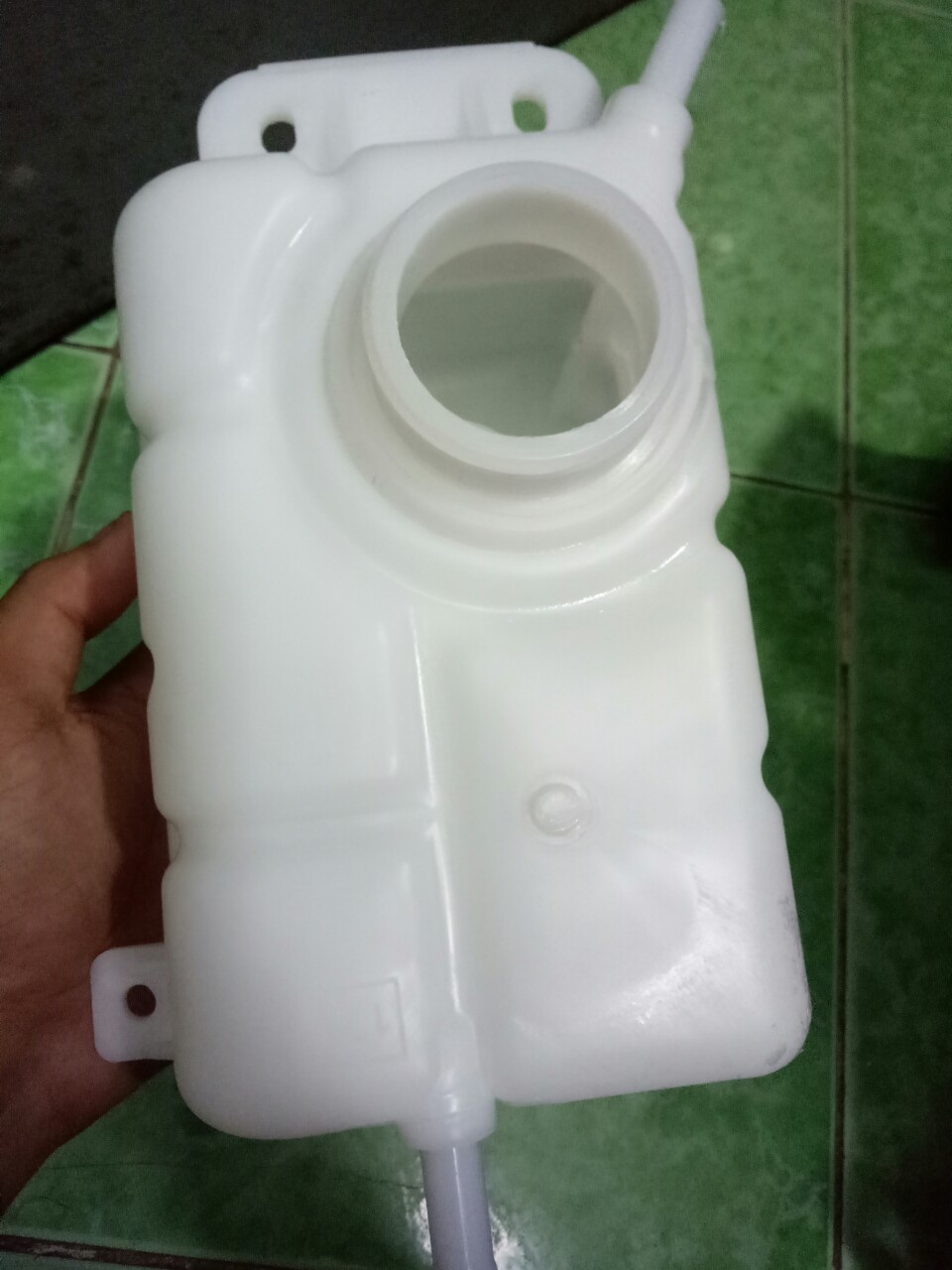 (Sỉ - Lẻ) BÌNH NƯỚC PHỤ CHEVROLET AVEO, DAEWOO GENTRA