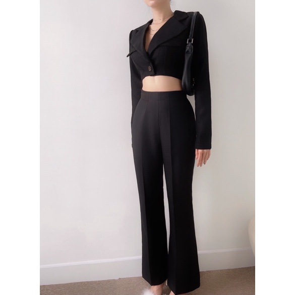 Áo Blazer Croptop Ứng Dụng Cao