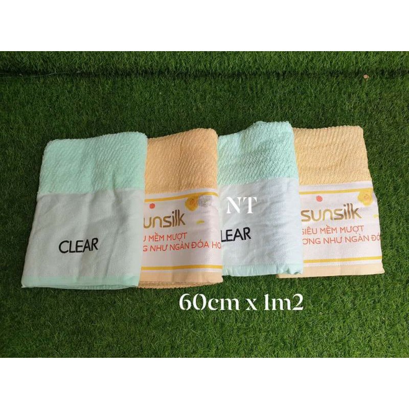 Khăn tắm Clear kích thước 60cm x 120cm , quấn cả người cho cả bé và người lớn