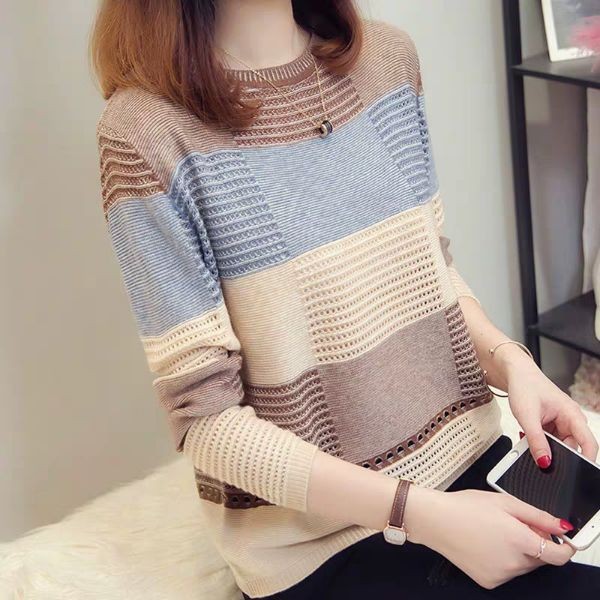 Áo len nữ mỏng phối màu dịu dàng