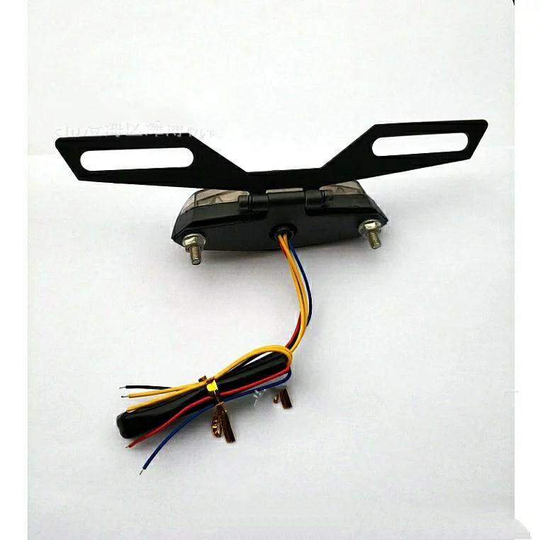 den phanh Đèn phanh kèm giá treo biển số 12V ( có đèn phanh và xi nhan )