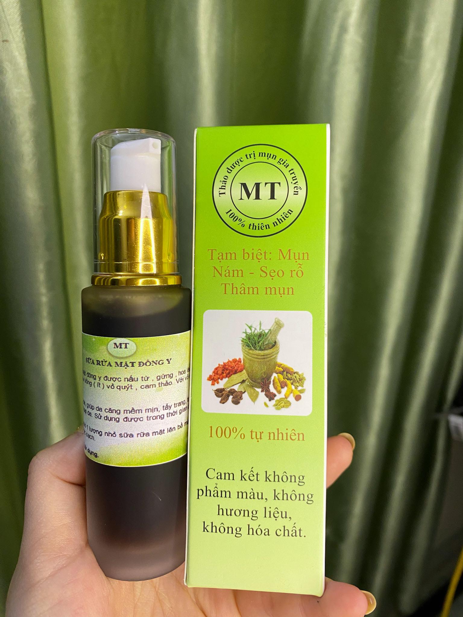 Sữa rửa mặt