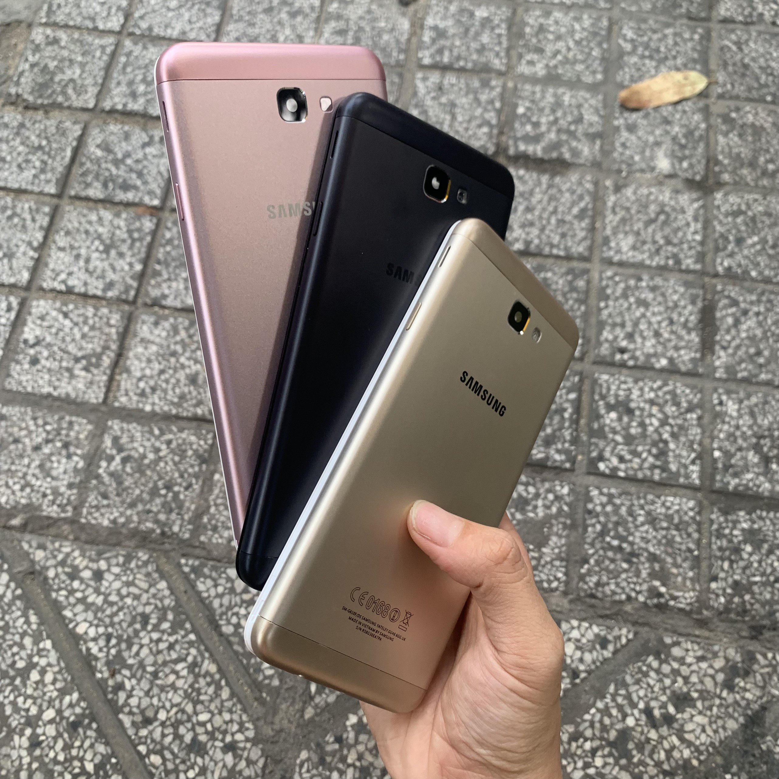 VỎ SƯỜN SAMSUNG GALAXY J7 PRIME FULL BỘ ZIN NEW