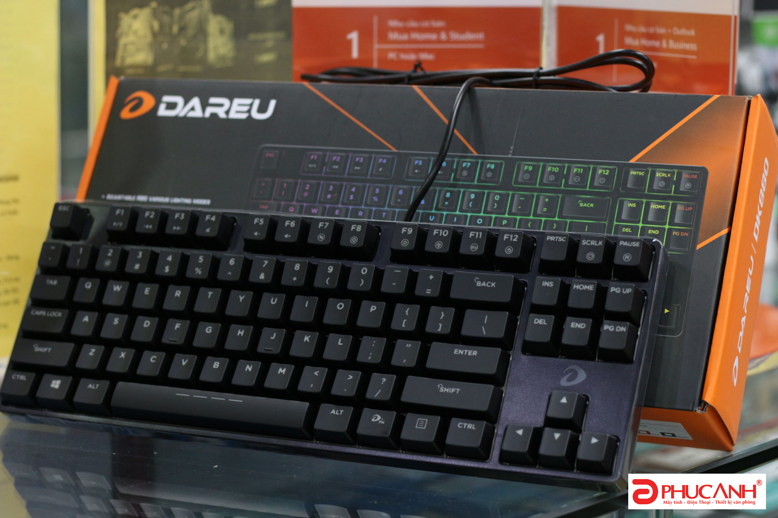 Bàn phím cơ chuyên game K880 - Tặng 2 nút switch
