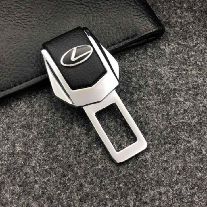 1 chiếc chốt khóa dây đai an toàn, chống kêu theo logo hãng xe LEXUS CKAT-LS