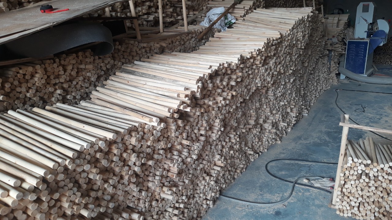 Thanh gỗ tròn dài 20cm gỗ bồ đề