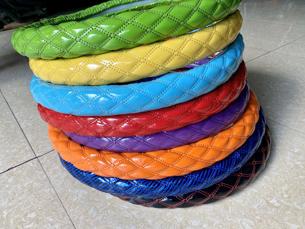 Bọc vô lăng thái - Bọc vô lăng xe tải đủ size 40-42-45cm - hàng đẹp đầm tay lái