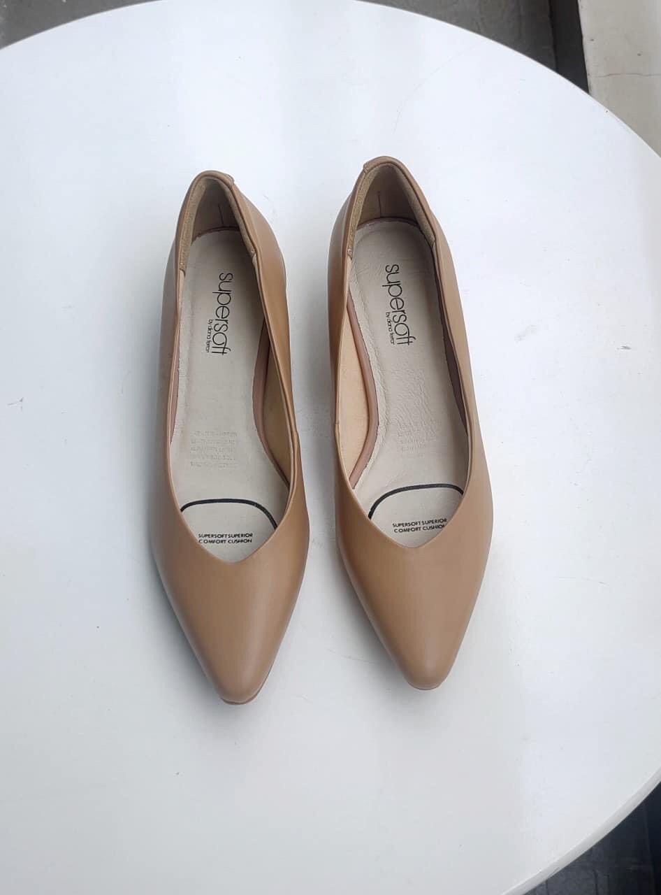 Giày công sở Supersoft 5cm khoét tim da thật