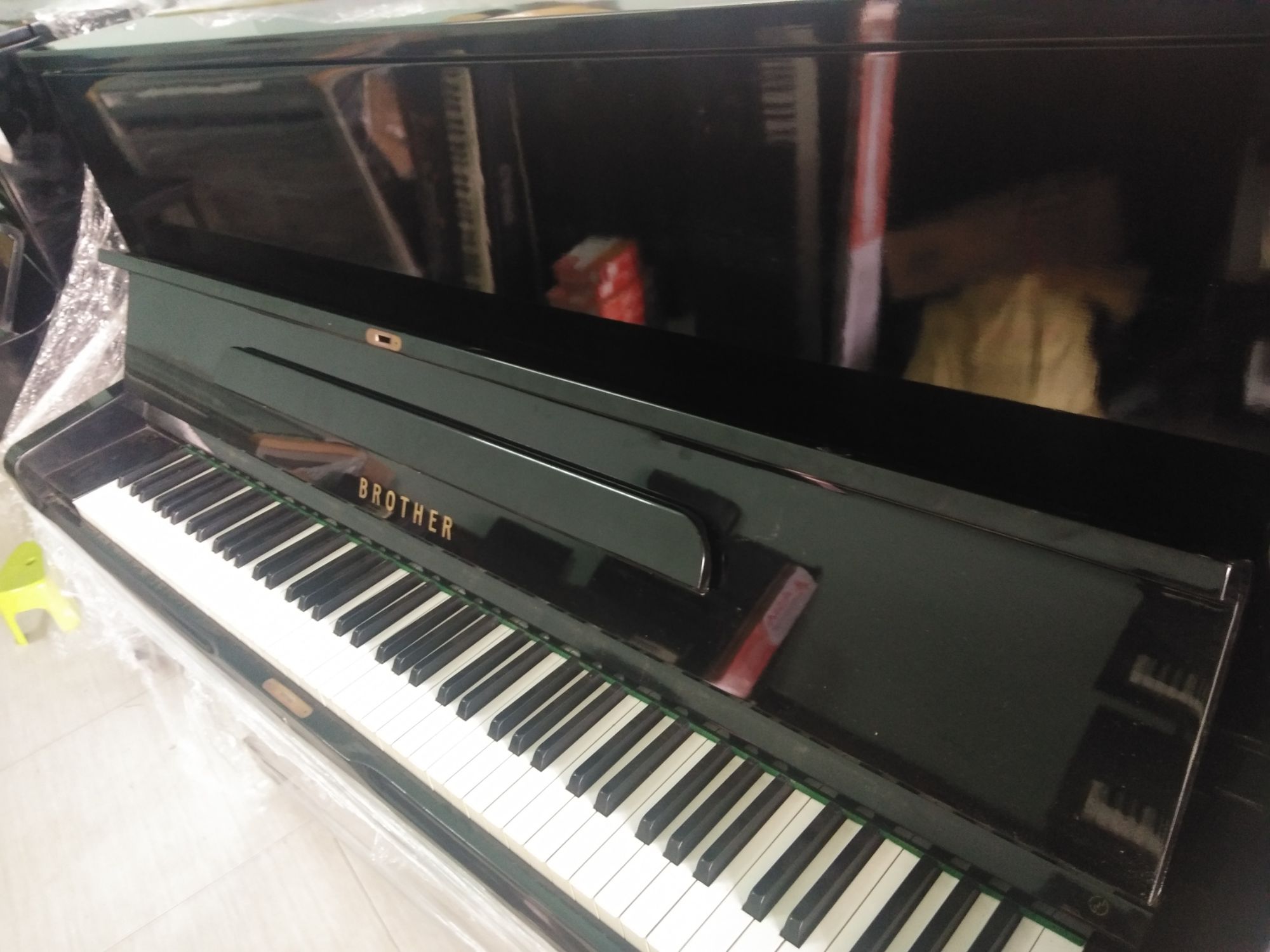 đàn piano cơ giá rẻ
