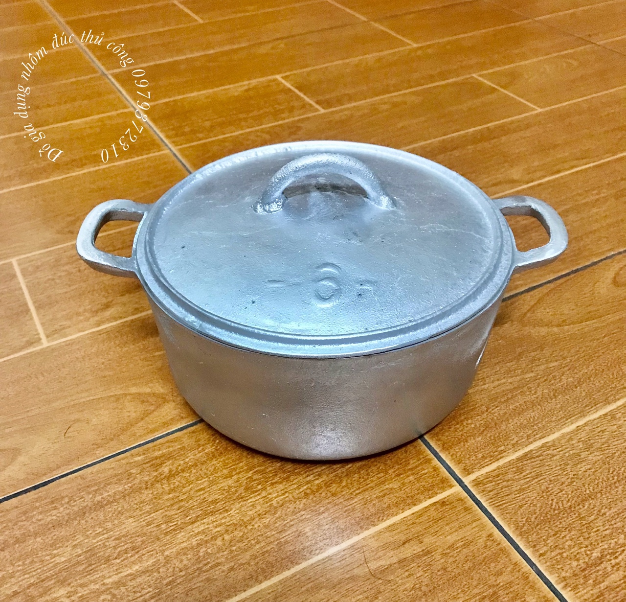 NỒI GANG ĐÚC THỦ CÔNG LÀNG NGHỀ SỐ 6 ( ĐK 19CM )