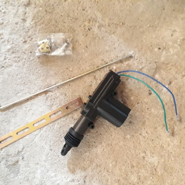 Chuột cửa 12 24 2 dây (mở cốp yên xe máy)
