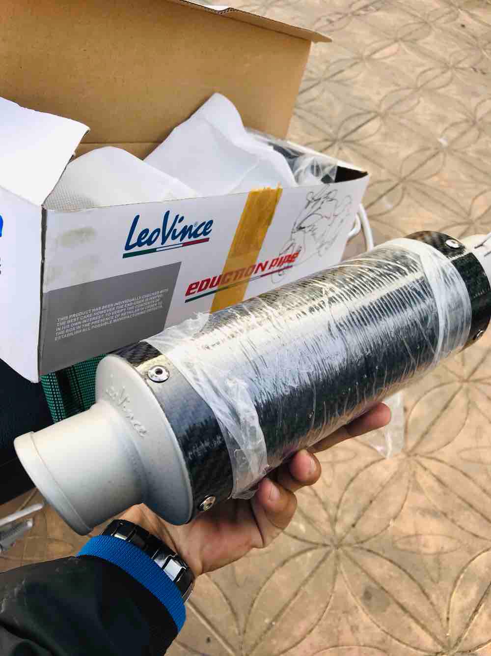 LON PÔ LEOVINCE DÀI CARBON
