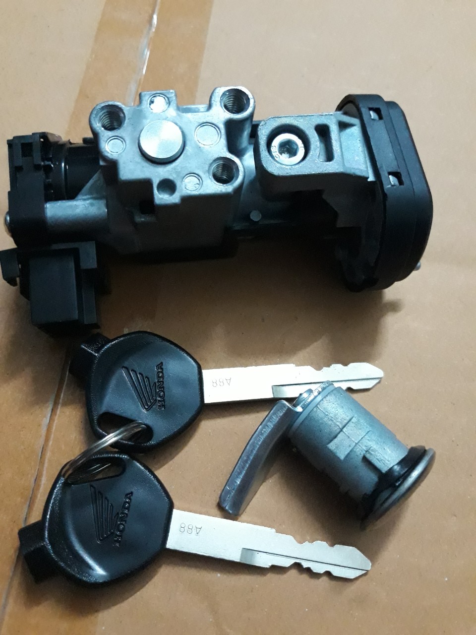 Ổ Khóa Điện Xe Wave Alpha 110