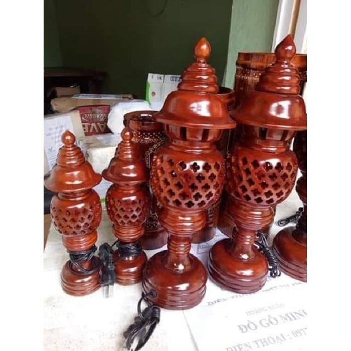 Pair of Wooden Altar Lamps 23cm High