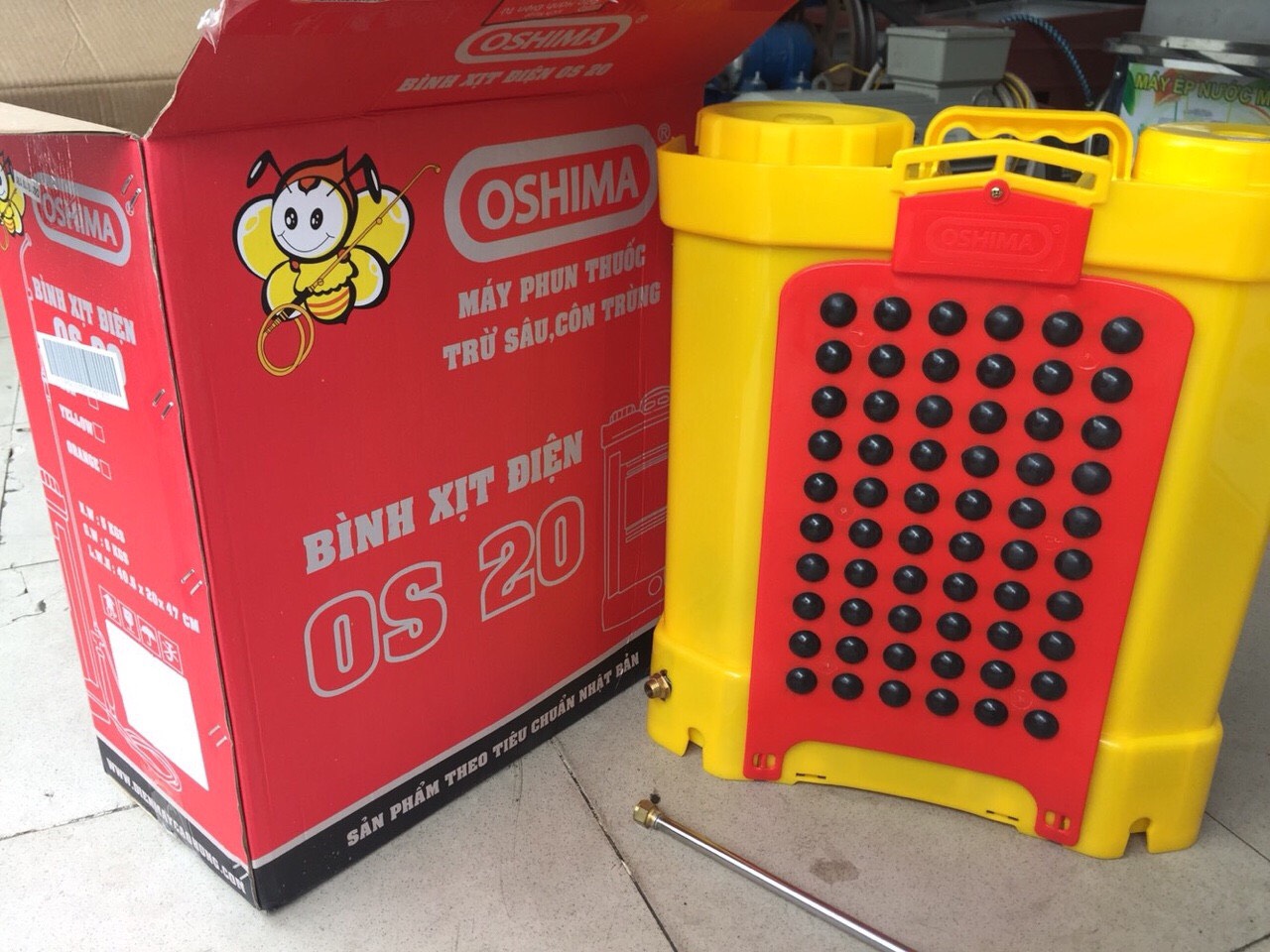 Bình xịt điện Oshima OS20( vàng , cam)