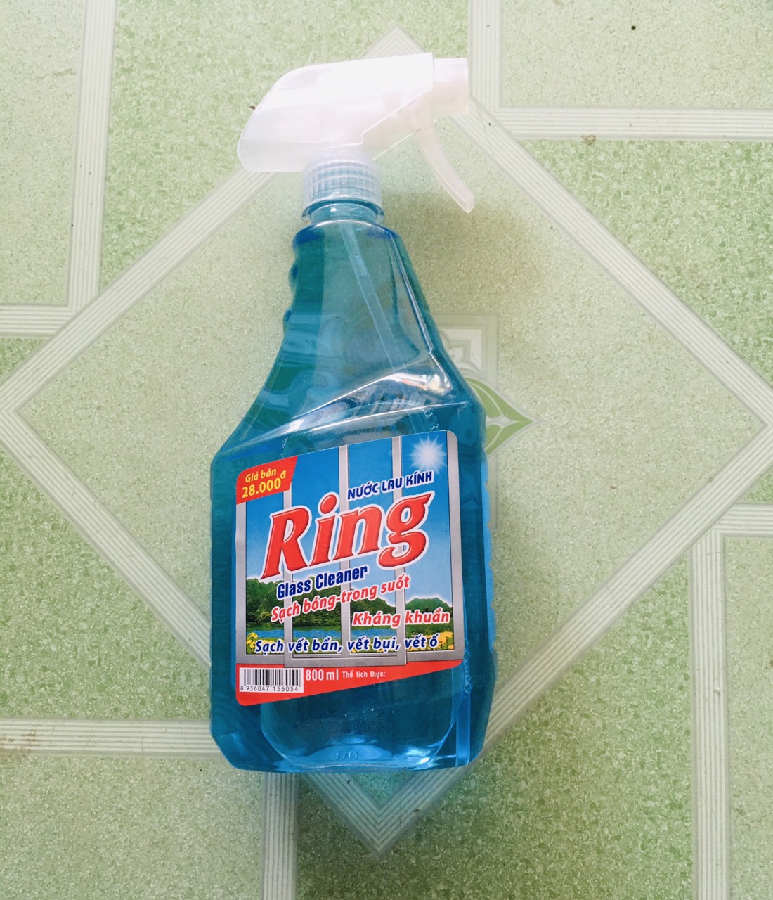 Nước lau kính Ring chai 800ml