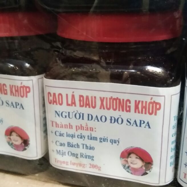 hộp 200g cao lá đau xương khớp