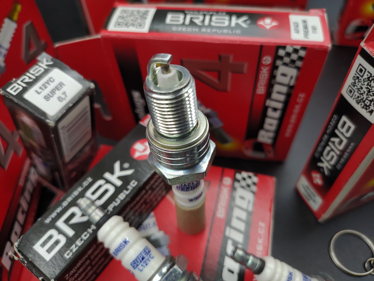 [HCM]Bugi Brisk L12YC SUPER 0.7 (Su.Sport & YaZ) 2 Thì