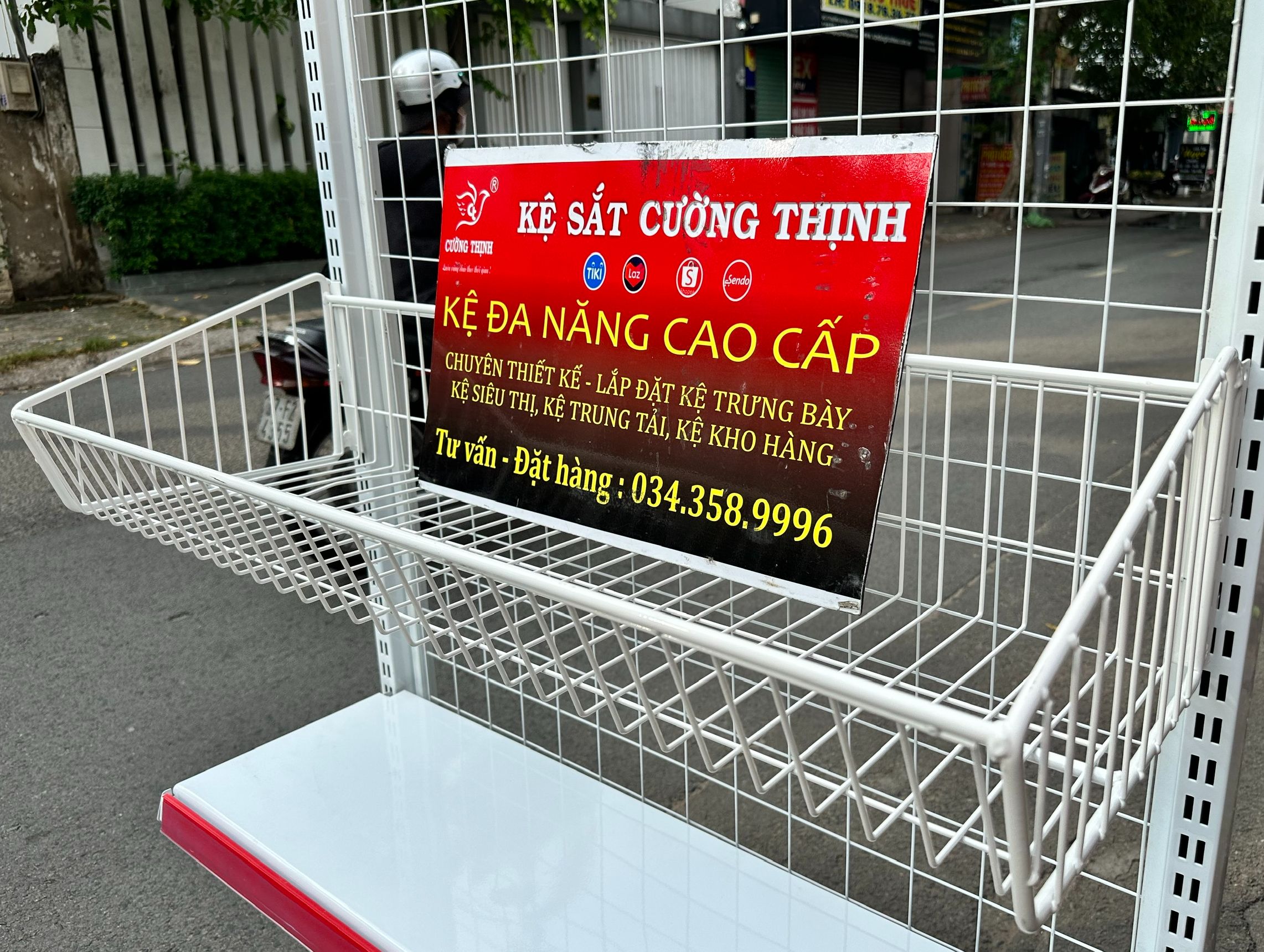 Rổ mỳ, lắp vào kệ siêu thị ( dài 90cm)