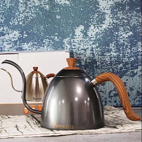 Ấm rót cà phê pour over Brewista 700ml - Màu đen