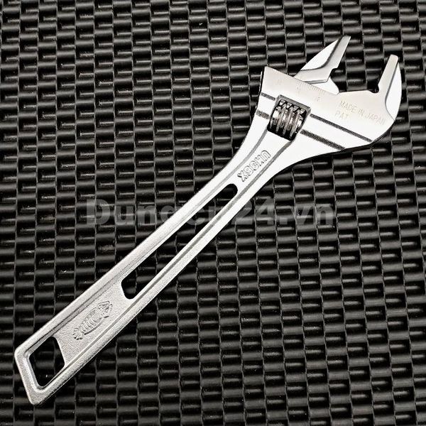 Mỏ lết lobster um36xg lo019 nhật bản