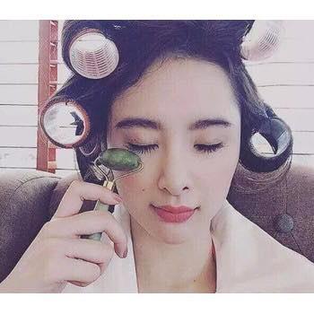 2-Headed Jade Stone Facial Roller for Skin Rejuvenation
