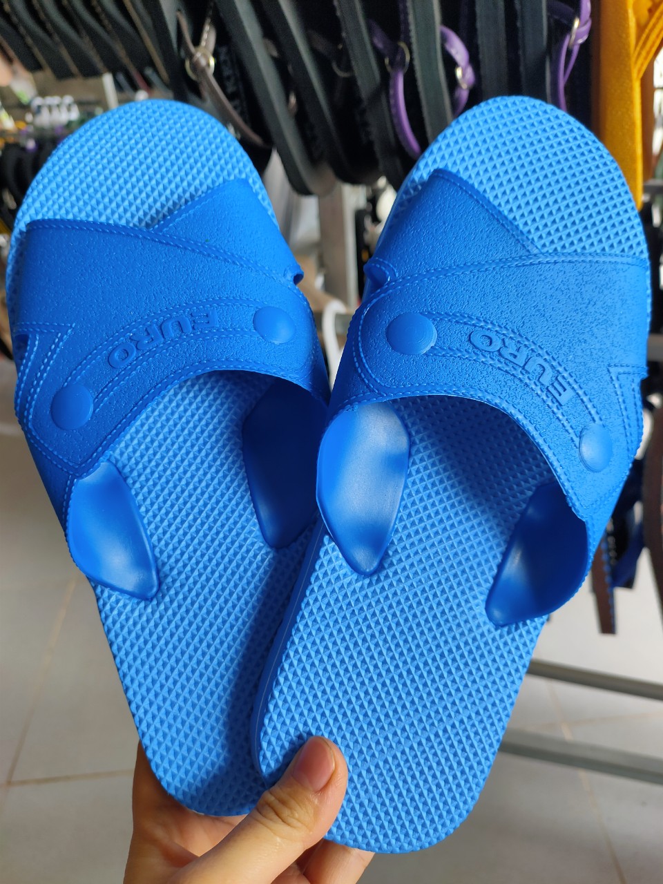 Dép xốp cho nam nữ mang trong nhà, khách sạn, đi du lịch, đi biển siêu nhẹ và êm