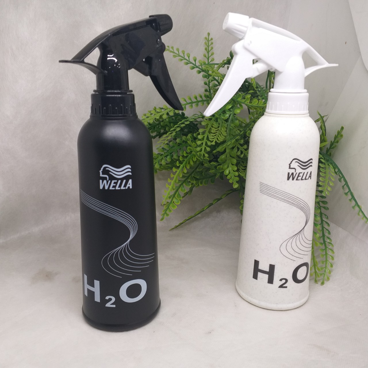 [HCM]Bình xịt nước H2O Wella 300ml