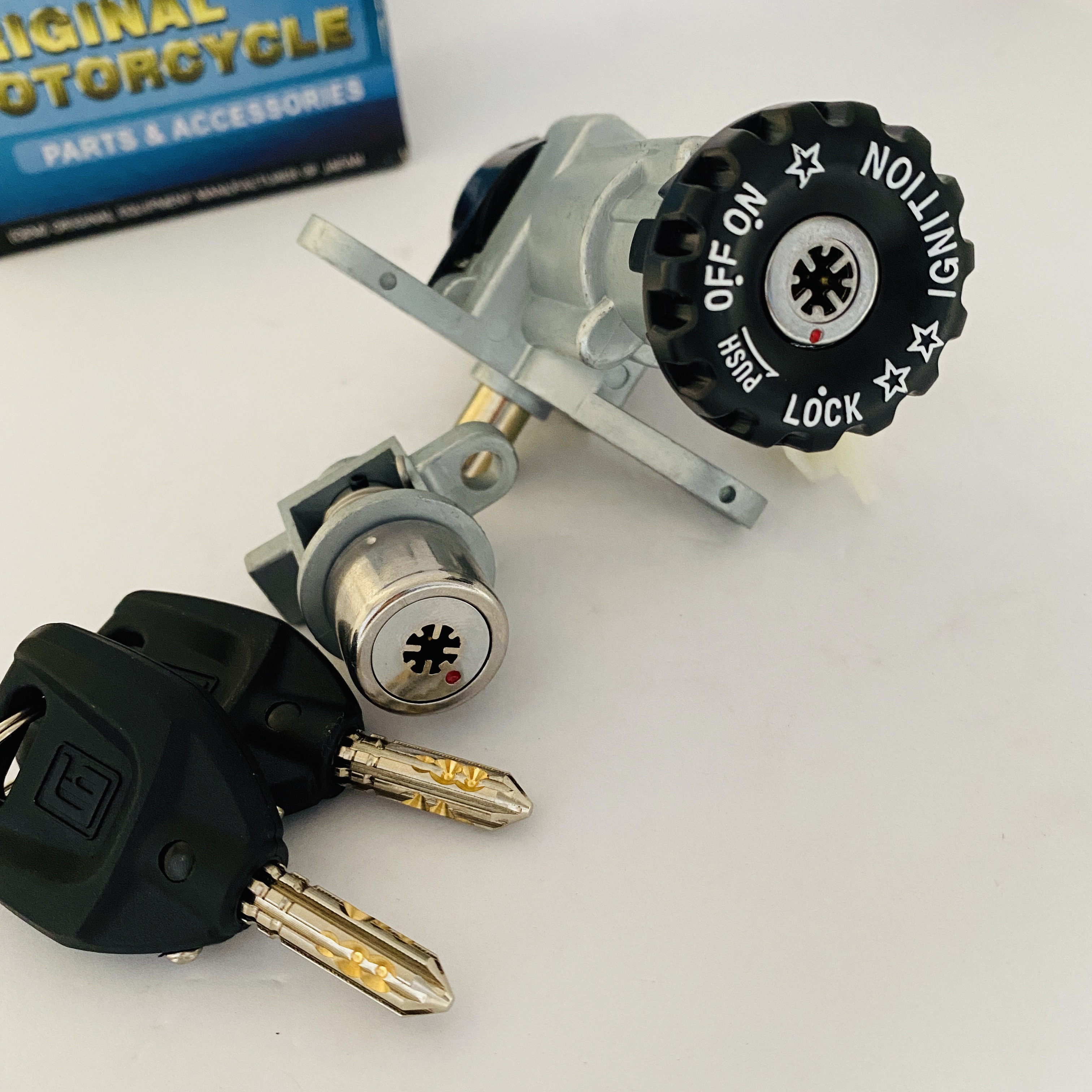Ổ Khóa Từ 8 cạnh Yamaha Jupiter (2 Dây)