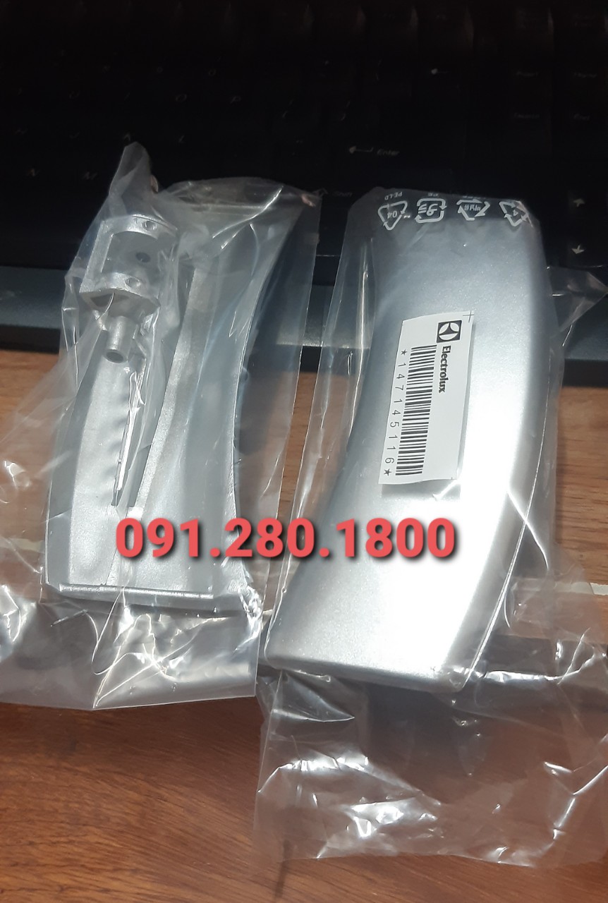 Tay nắm cửa máy giặt Electrolux 1074,10741,10751,1073,1273,