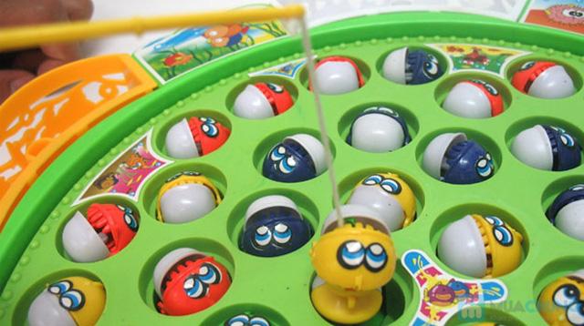 Bộ đồ chơi câu cá chạy bằng pin