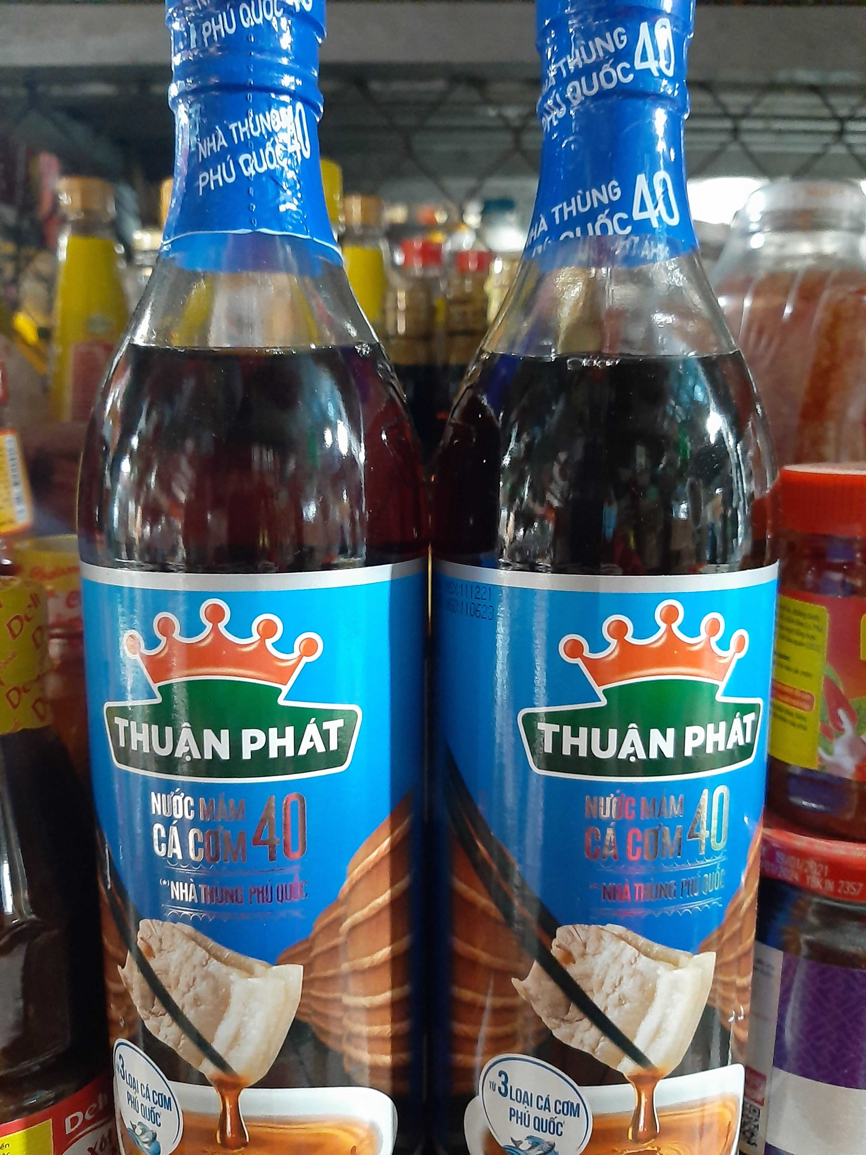NƯỚC MẮM CÁ CƠM THUẬN PHÁT 610ML 40 ĐỘ