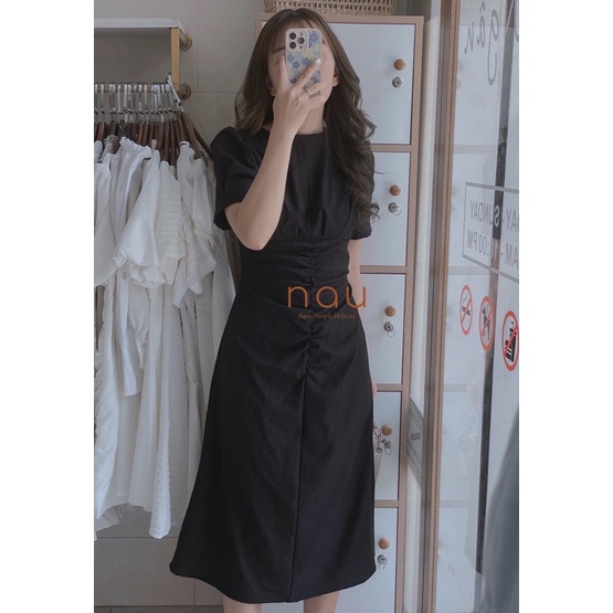 Đầm dáng dài nhíu eo tôn dáng