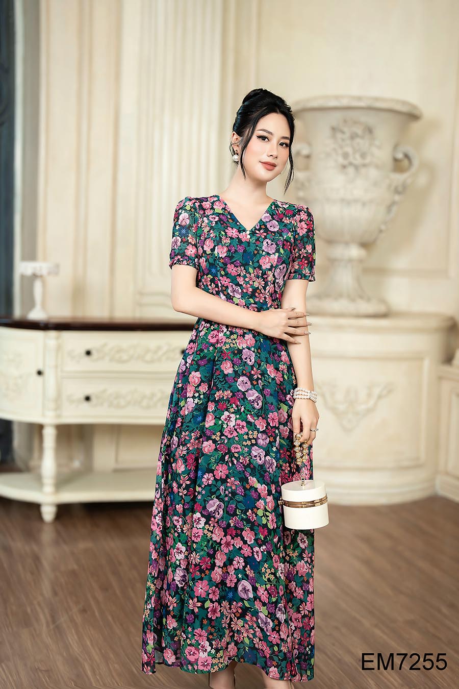 Đầm EMY EM7255 Xoè Maxi Hoa