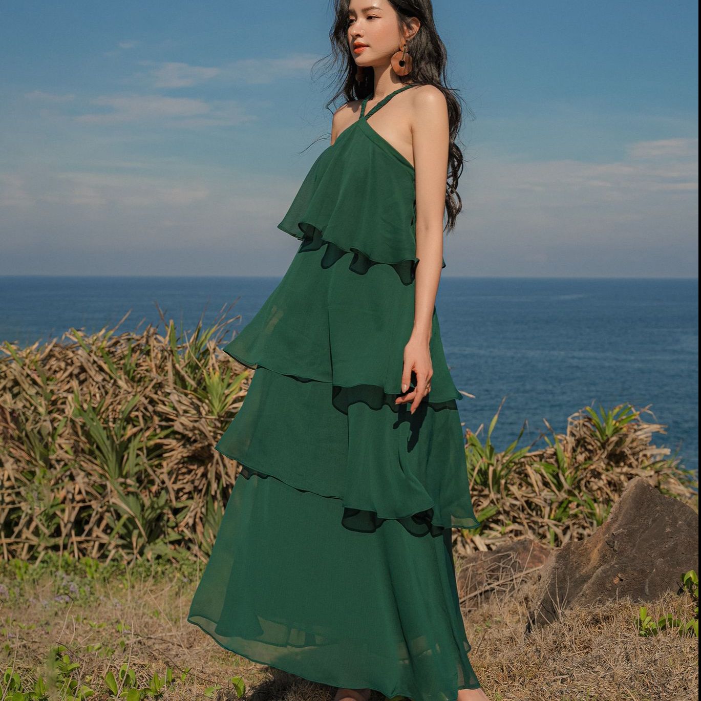 Voucher siêu sale 15% olv - đầm dary halter dress