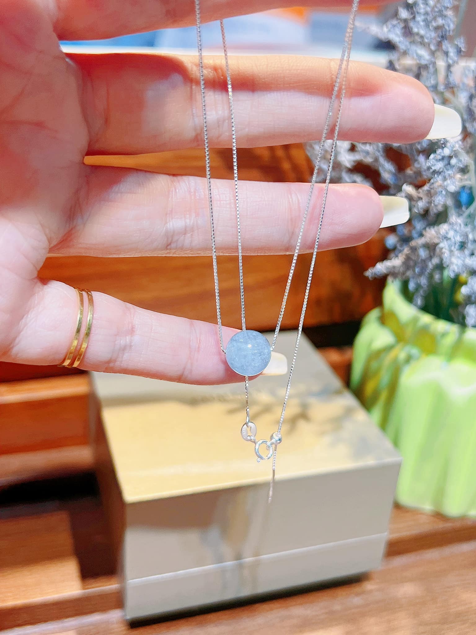 Dây Chuyền Bạc Xỏ đá phong thủy Lu Thống