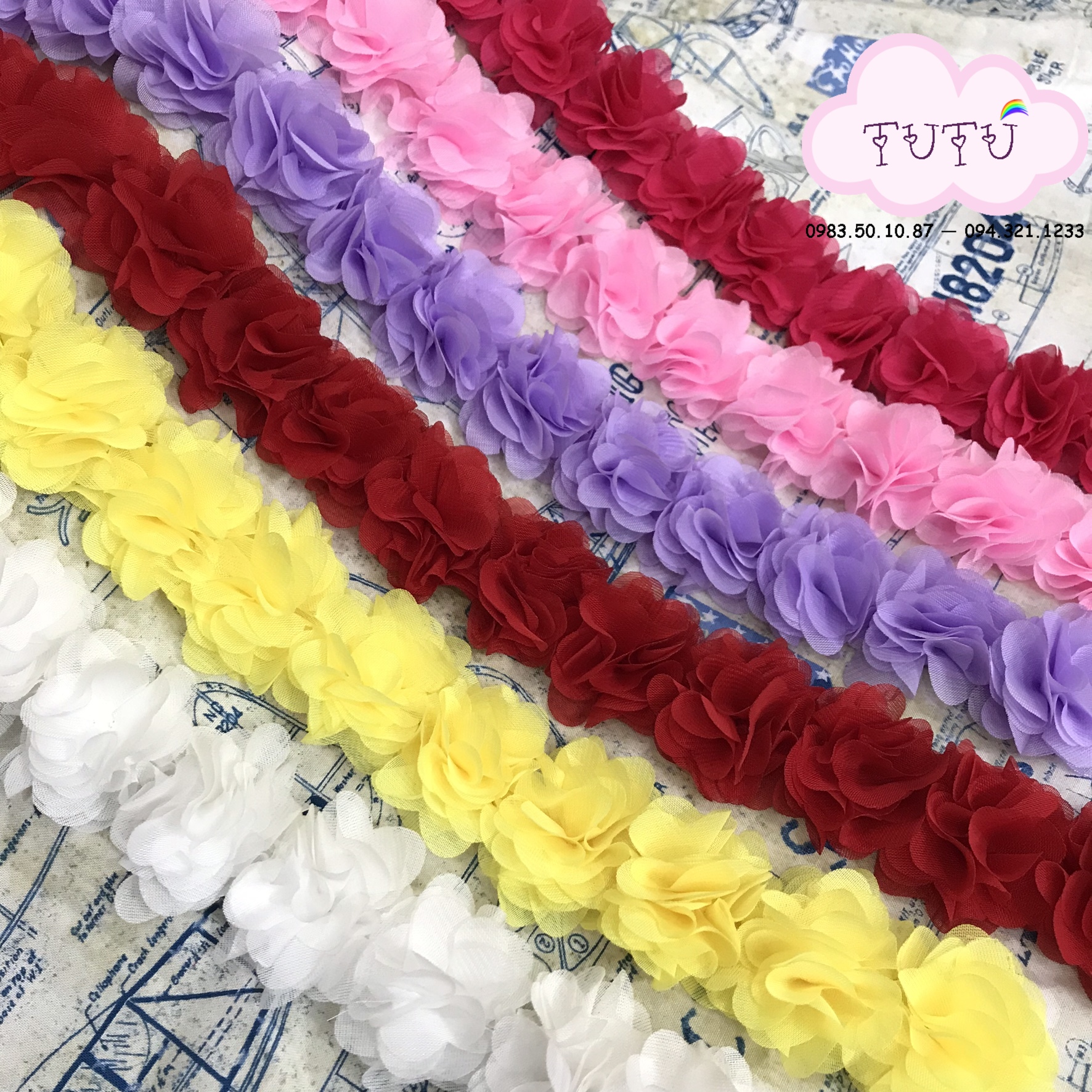 Hoa dây có đế dạ kích thước 5.5cm (13bông/dây)