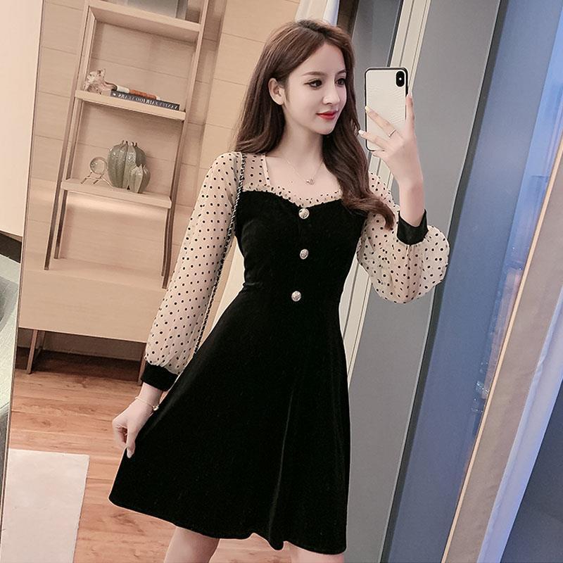Đầm xòe - Đầm nhung phối tay chấm bi